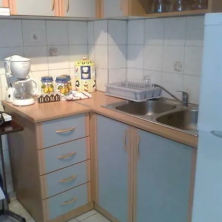 Small And Cosy Appartment- Piccolina * Лоутраки